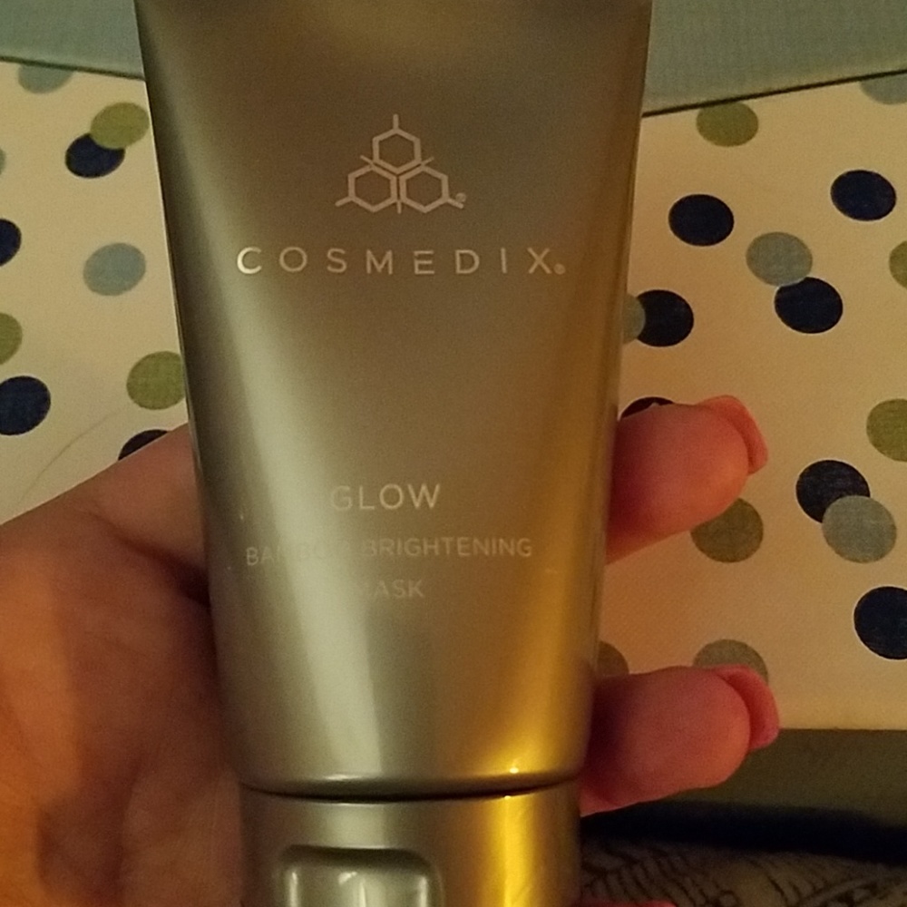 GLOW by COSMEDIX - Picture 3 of 4